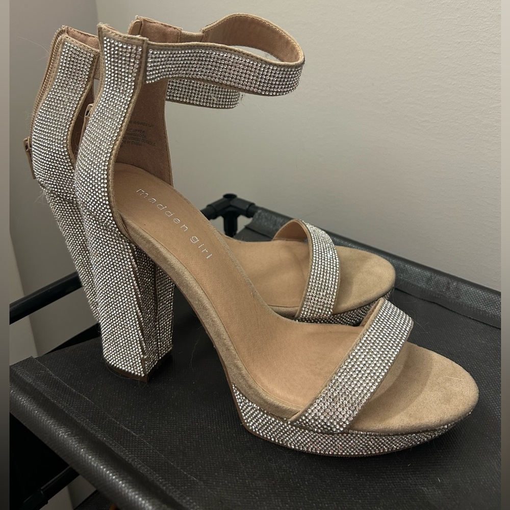 Madden Girl Silver Tan Chunky Heels
